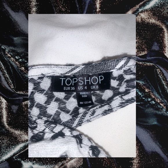 TOPSHOP Summer Gingham Romper/Playsuit - Picture 4 of 5